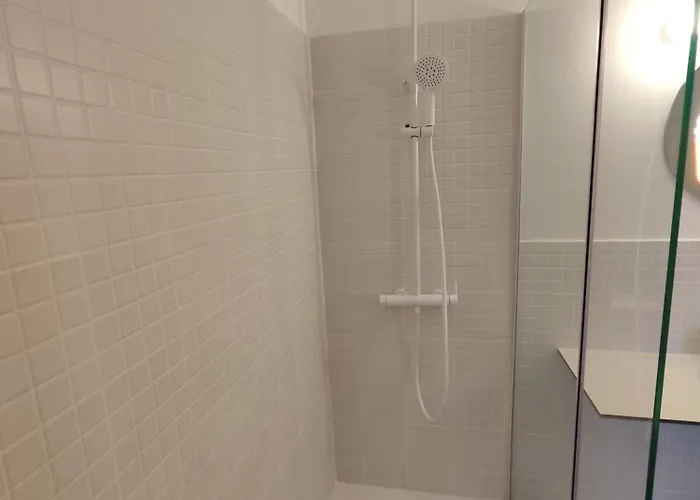 Carisan2 - Fully Equipped, 6 Min To Apartamento *